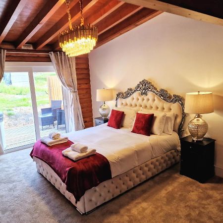 Villa Kaoglen-Spruce-Hot Tub-Forrest Setting-Pet Friendly Balnald Exterior foto